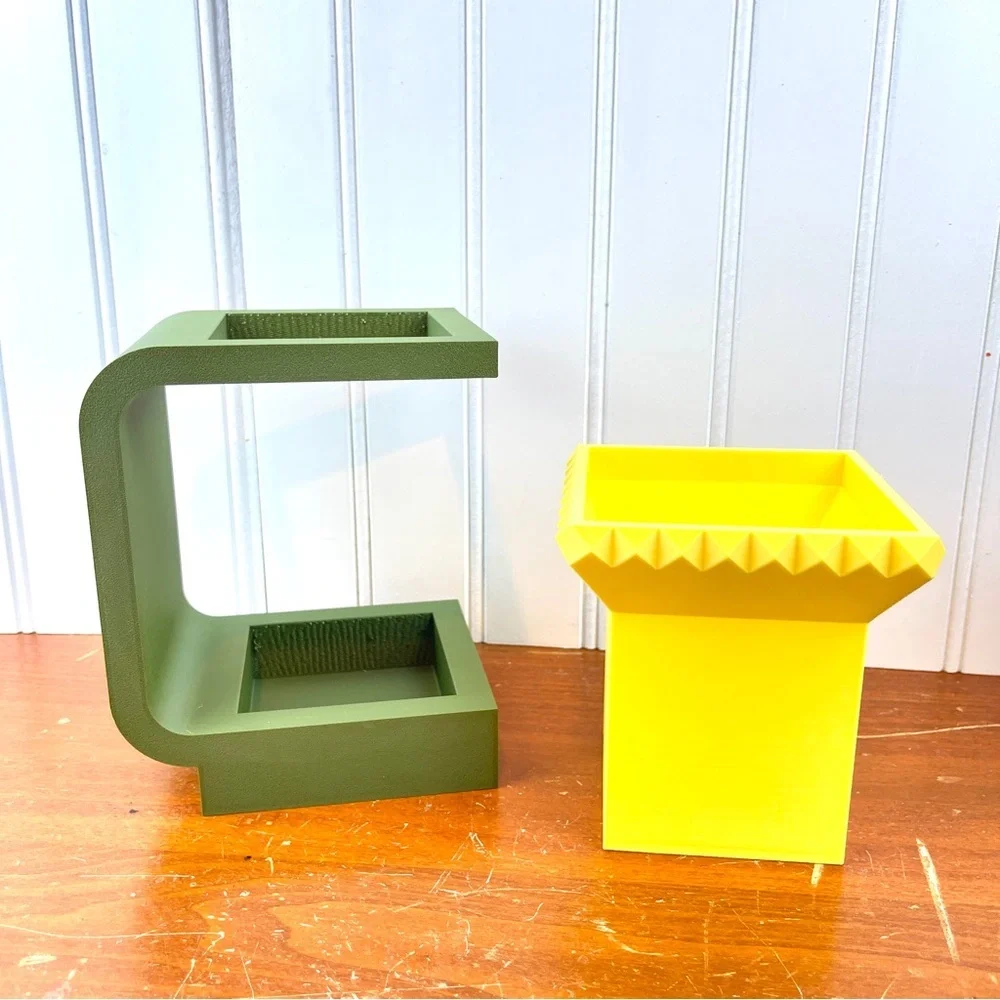 The Daka Planter, Planter with Stand, Indoor Flower Pot, Succulent
